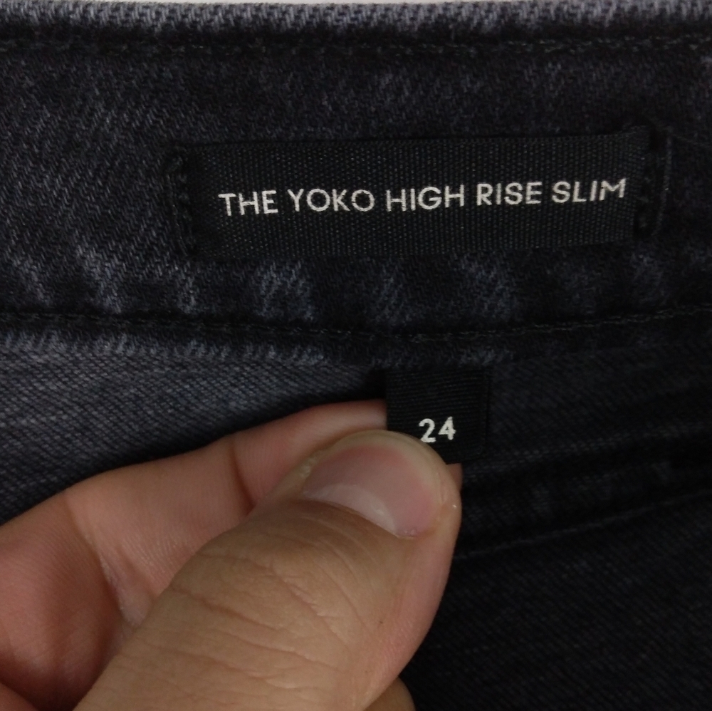Aritzia Denim Forum High Rise Skinny - Picture 9 of 11